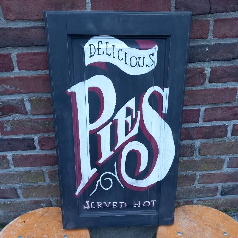 Leuk brocante houten bord "DELICIOUS PIES".